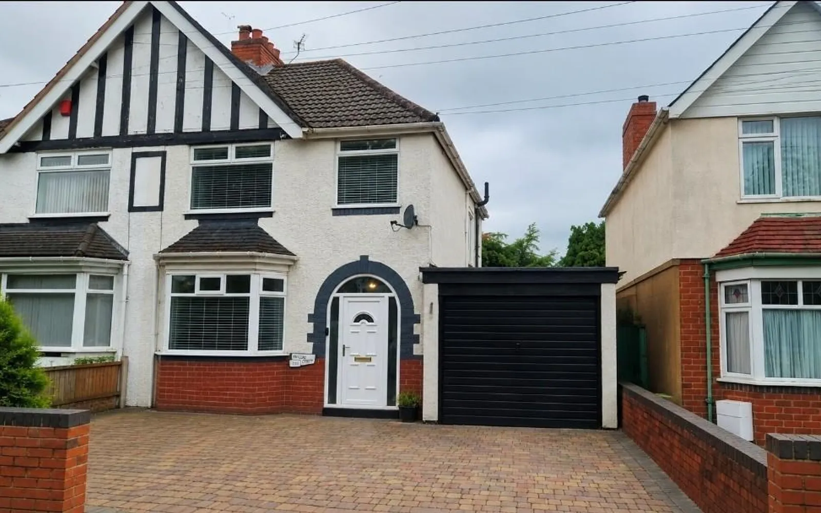 House Narrow Lane in Halesowen