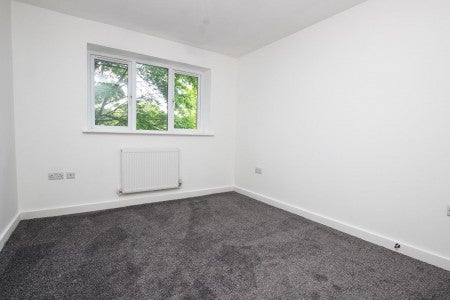 House Devon Street in Farnworth