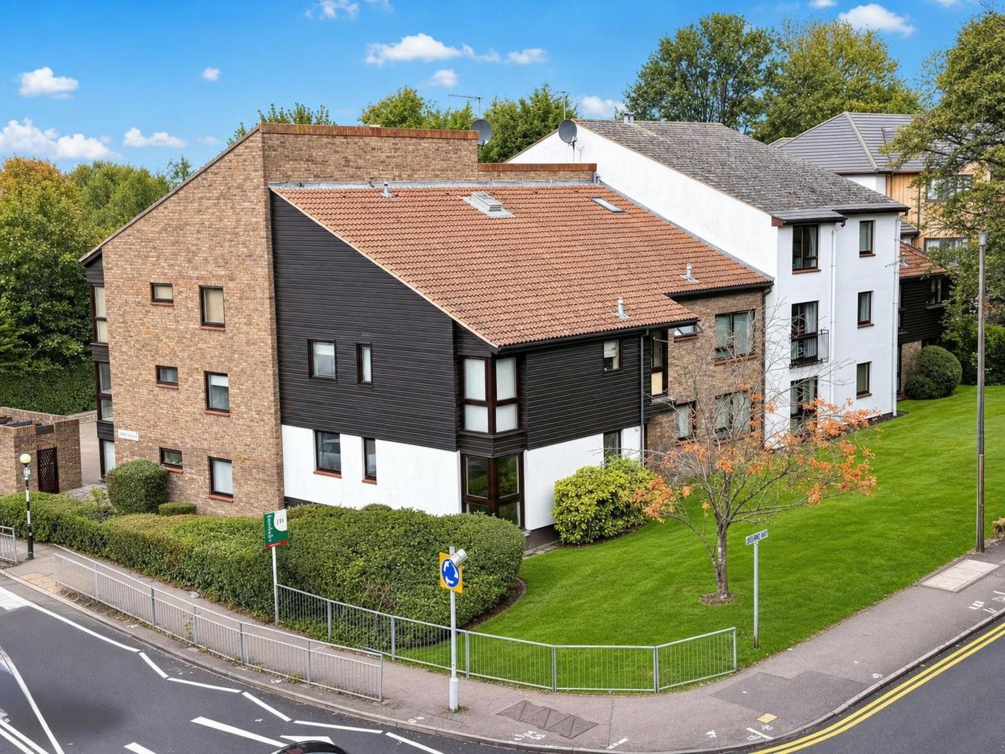 Flat Radstocks in Billericay