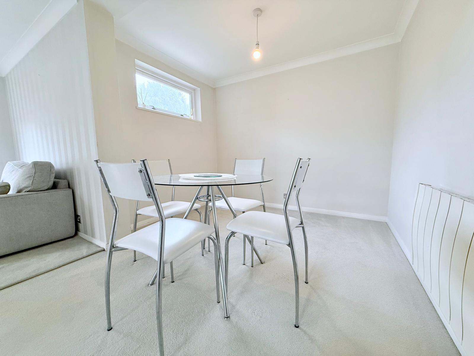 Flat Radstocks in Billericay