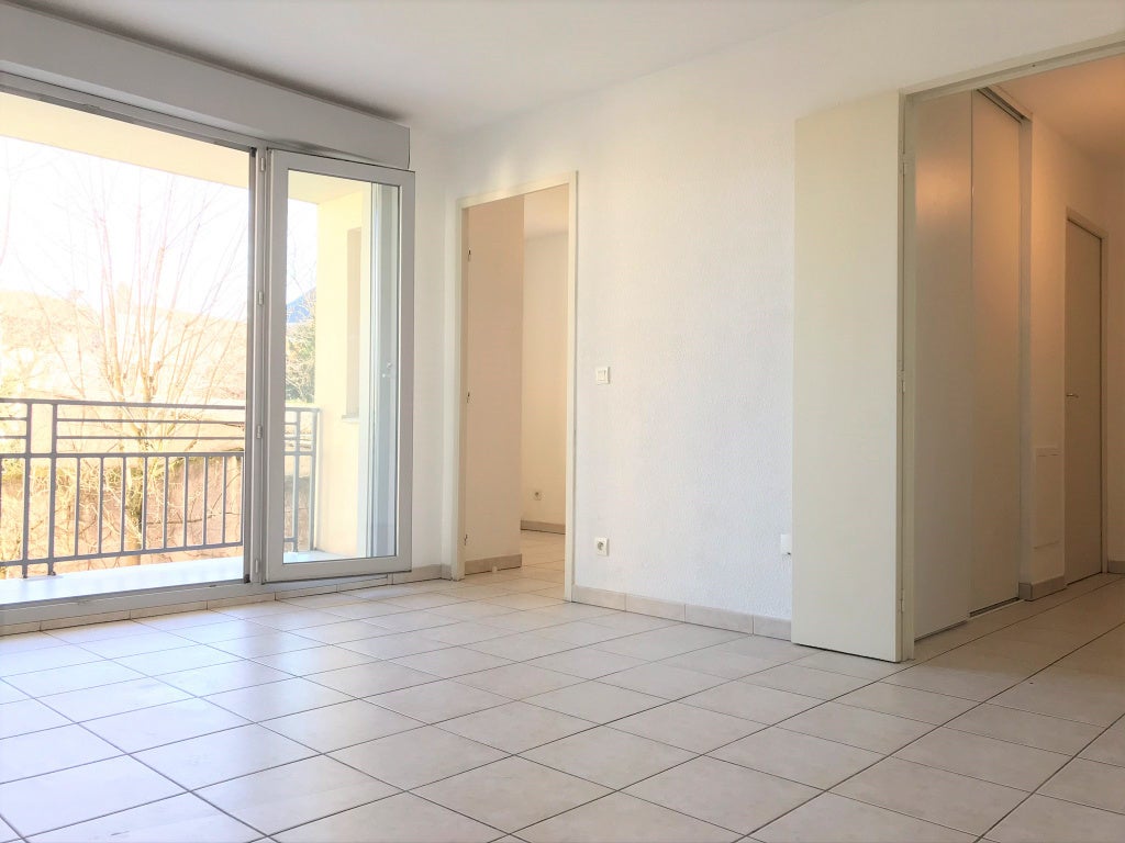 Flat Rue Diderot in Oullins-Pierre-Bénite
