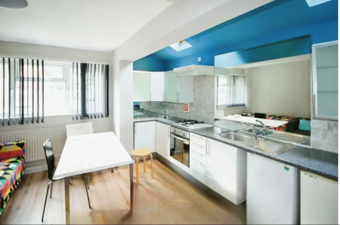 Room Bluecoat Close in Nottingham