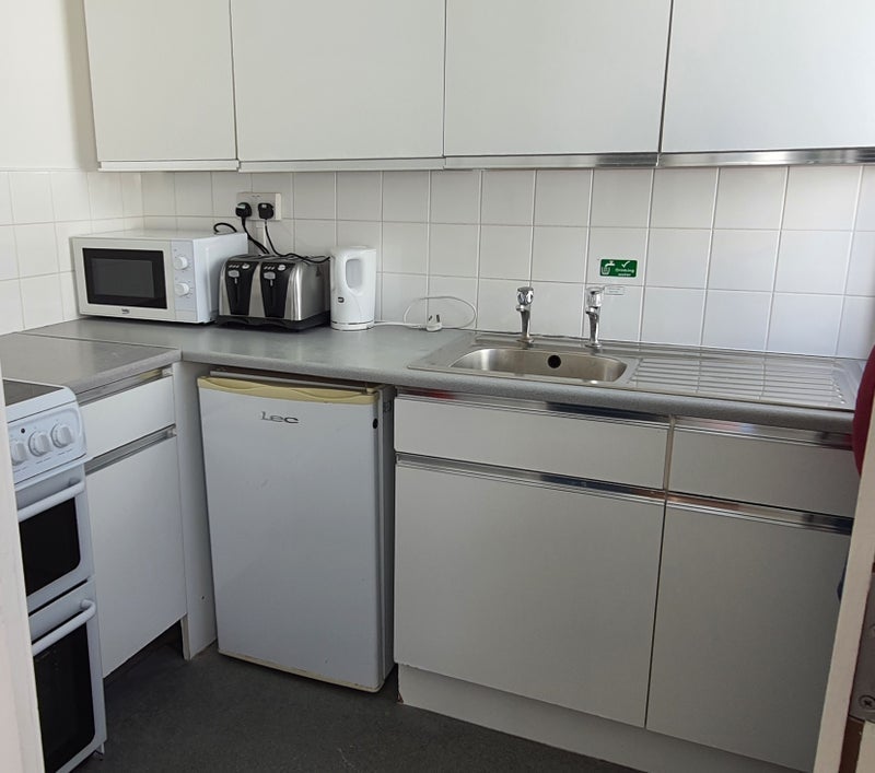 Flat Tunworth Crescent in Greater London