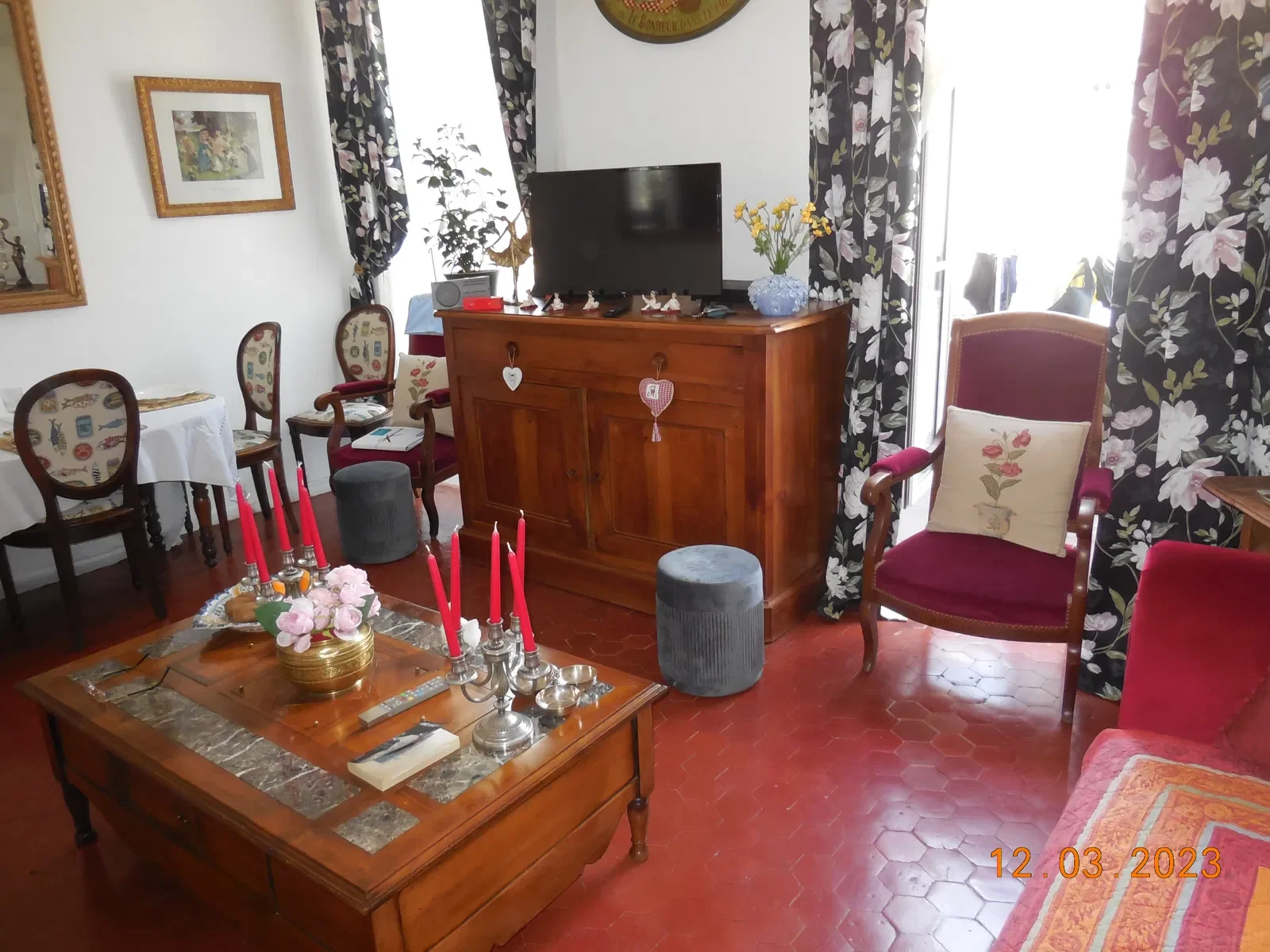Appartement Rue des Halles à Nîmes