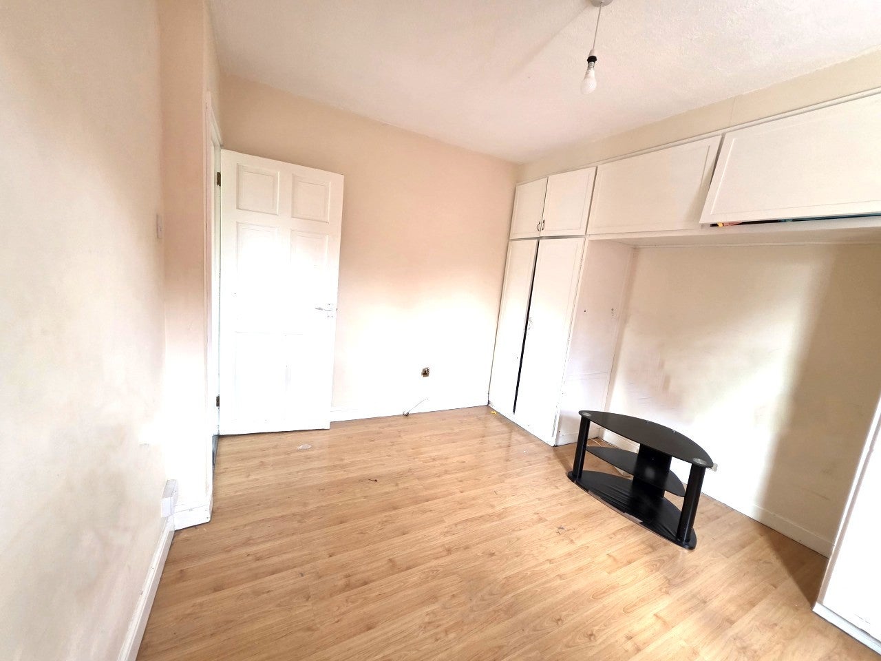 Flat Oak Way in Greater London