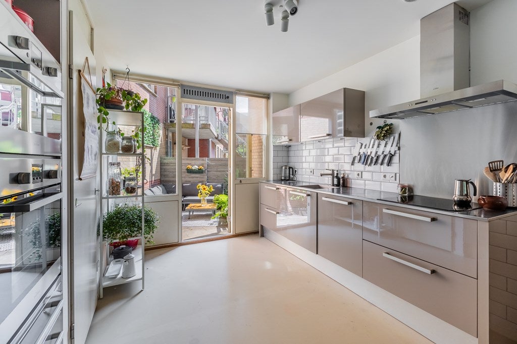Appartement Hofmeyrstraat 10