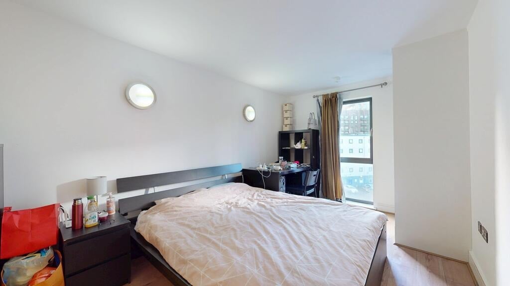 Flat Jude Street in Greater London