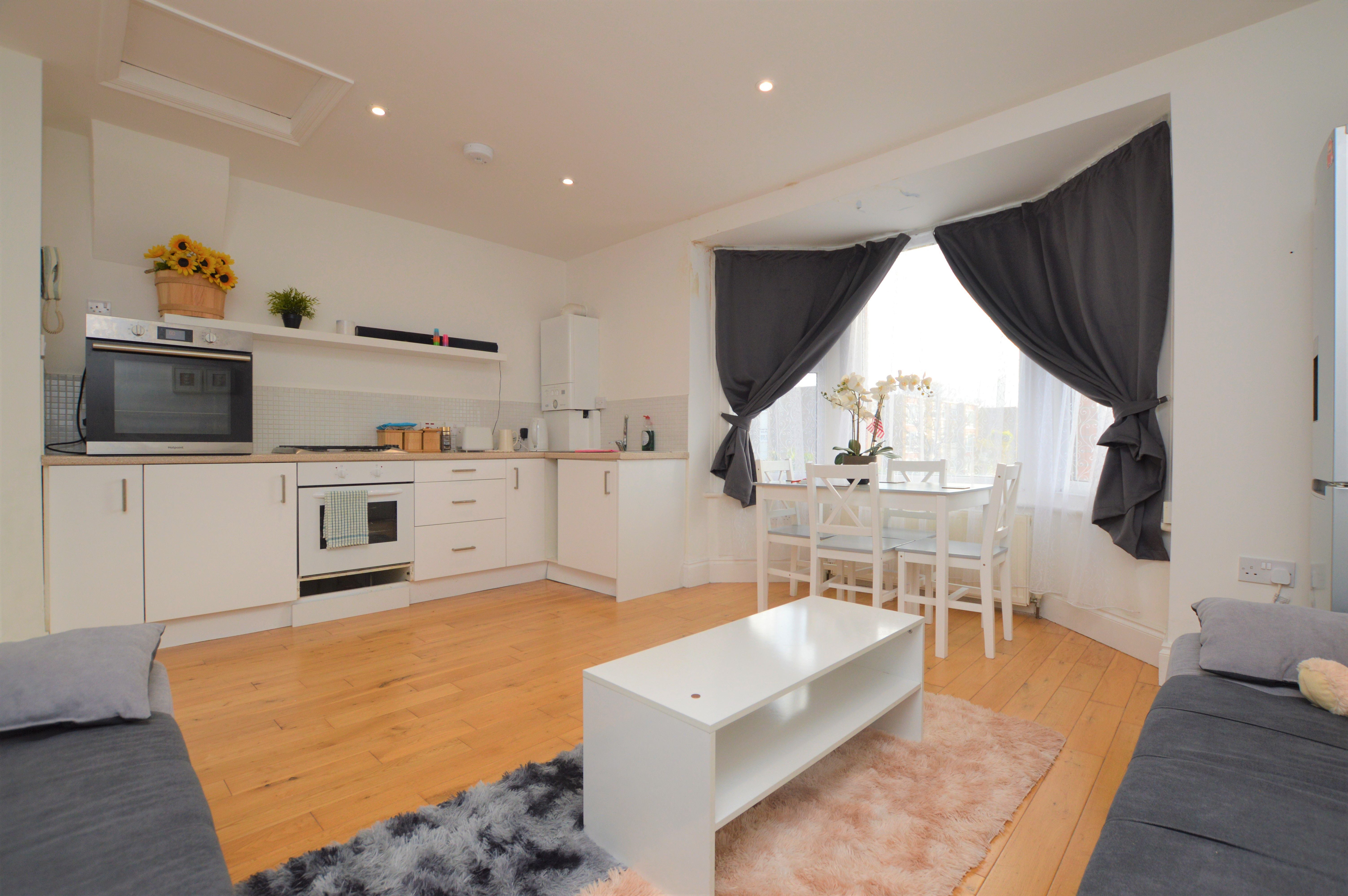 Flat Wyndham Avenue in Thanet