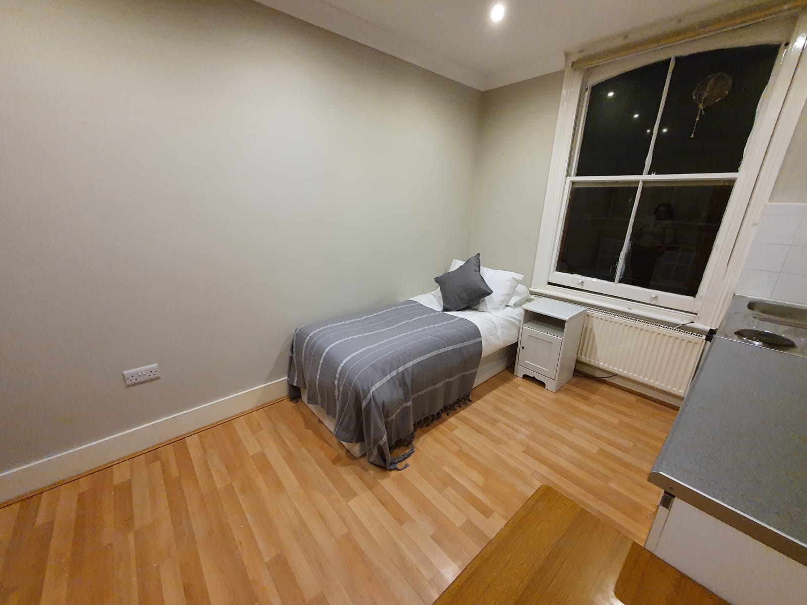 Room Cheniston Gardens in Greater London