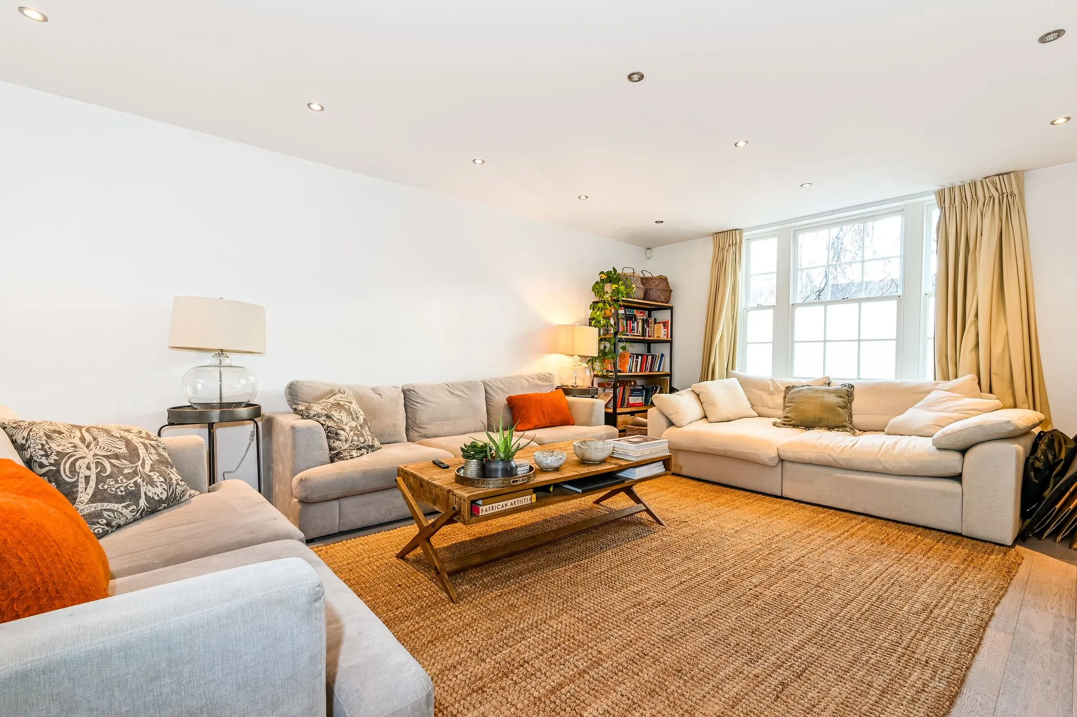 House Canonbury Park North in Greater London