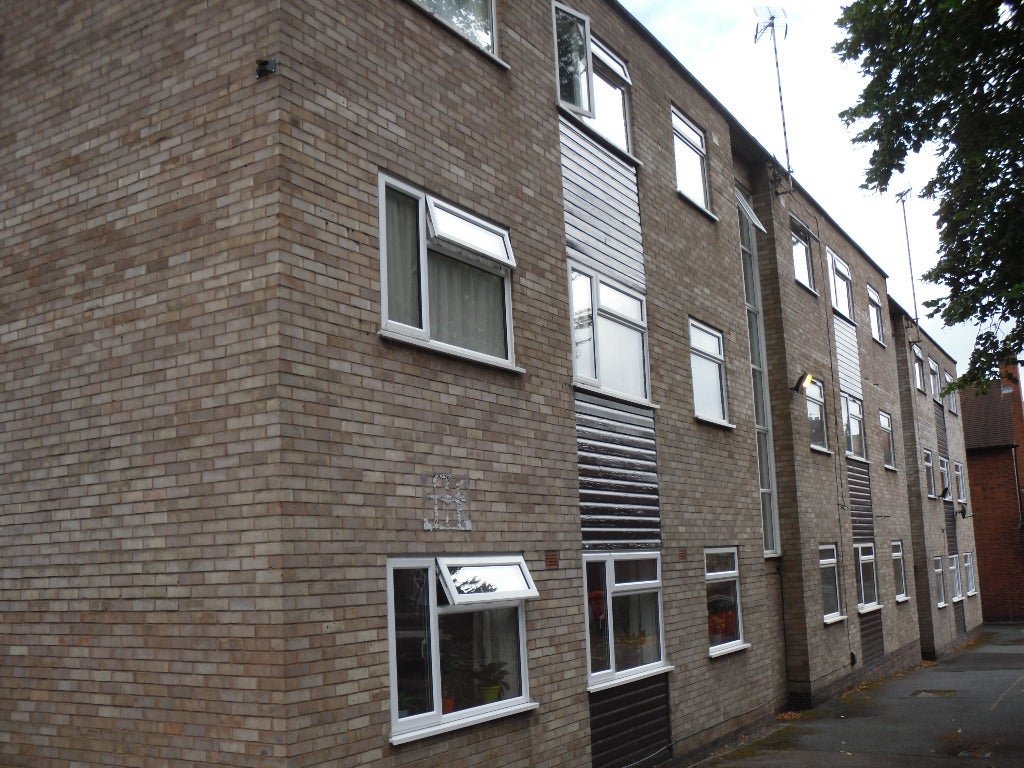 Flat Albert Road in Leicester