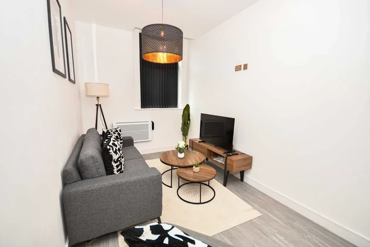 Flat Burrell Street in Wakefield