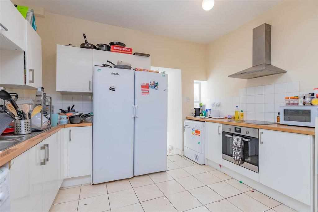 Flat Dawlish Road in Birmingham