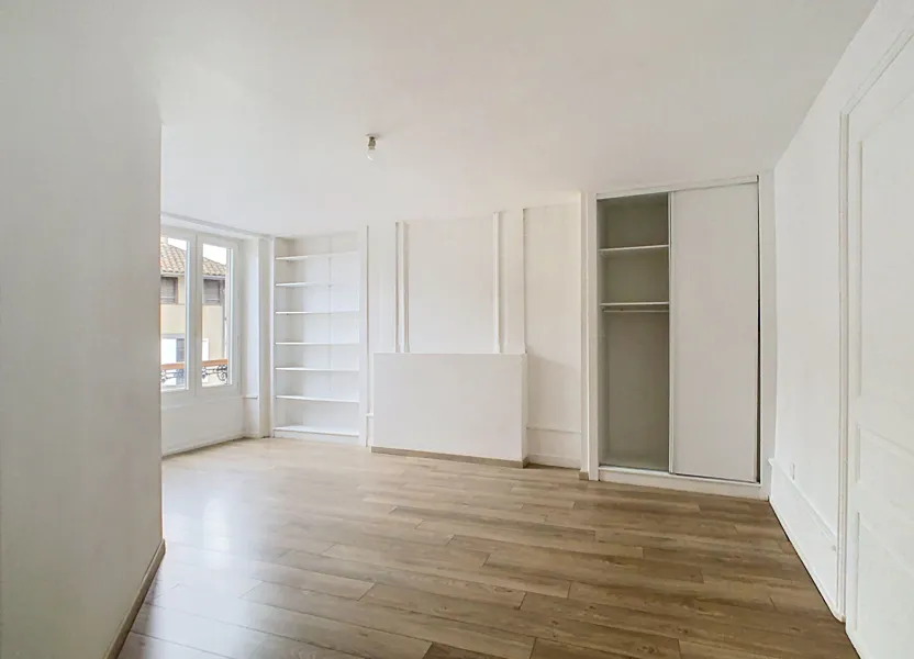 Appartement Place de l'Hôtel de Ville à Aurillac