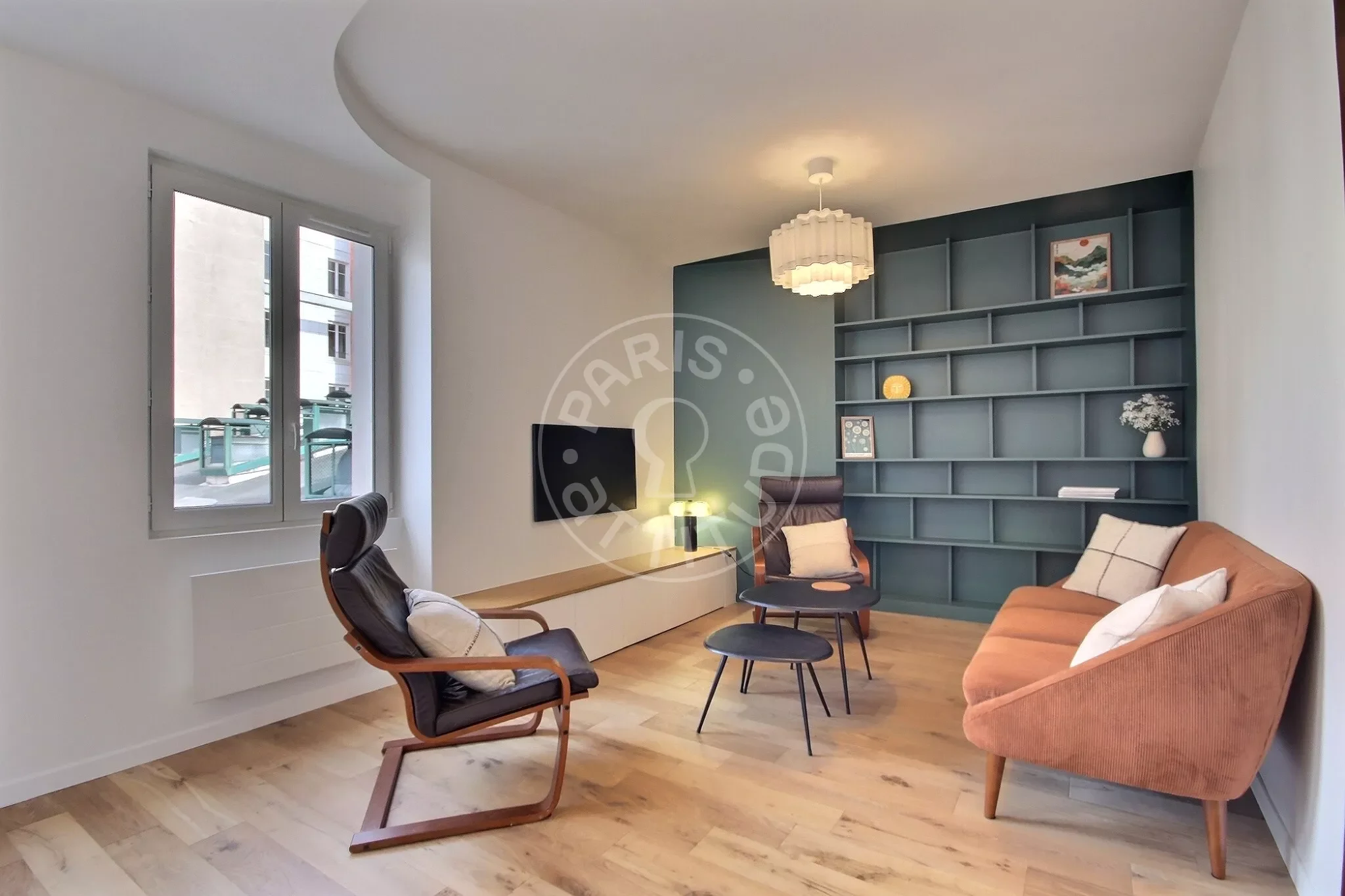Flat Passage de Clichy in Paris