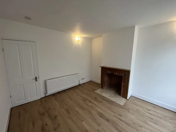 Flat Sussex Road in Tonbridge and Malling