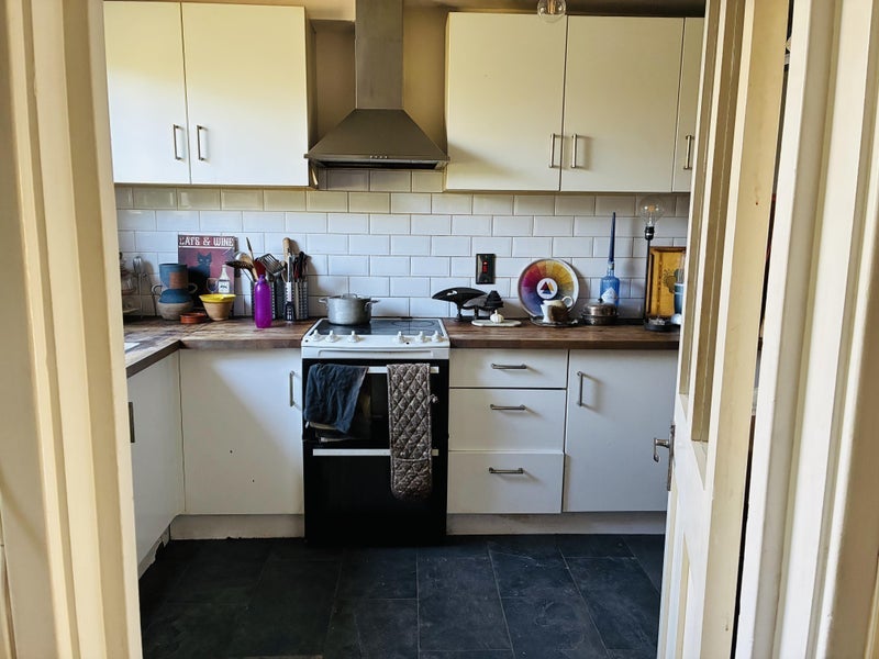 Room Ladas Road in Greater London