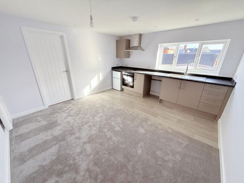 Flat Market Place in Bolsover