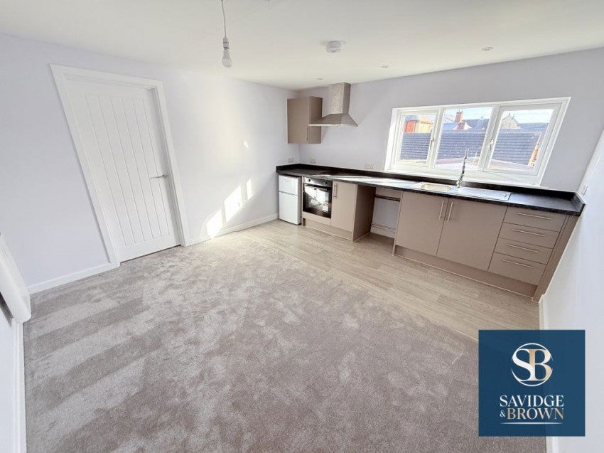 Flat Market Place in Bolsover