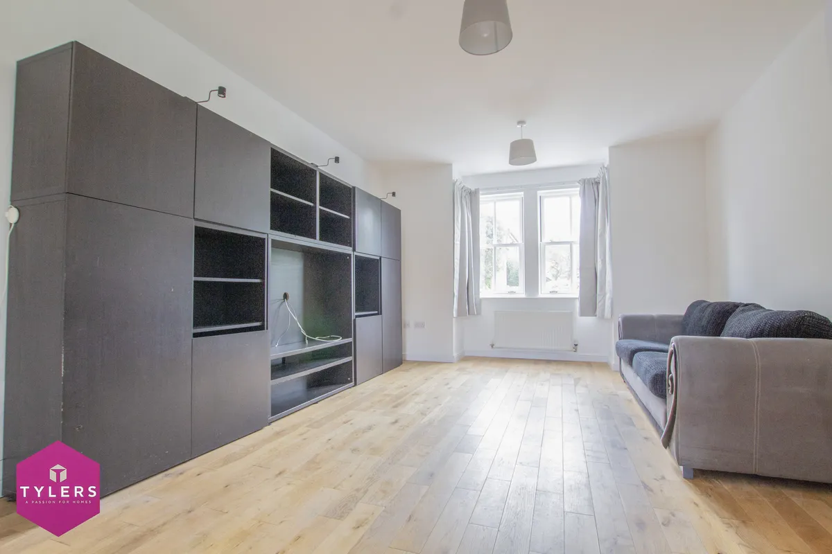 Flat Rampton Road in South Cambridgeshire