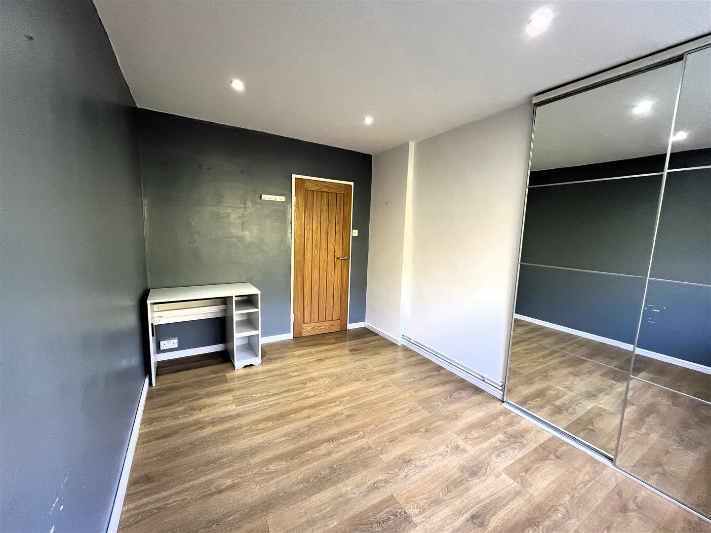 Flat Craven Road in Brighton