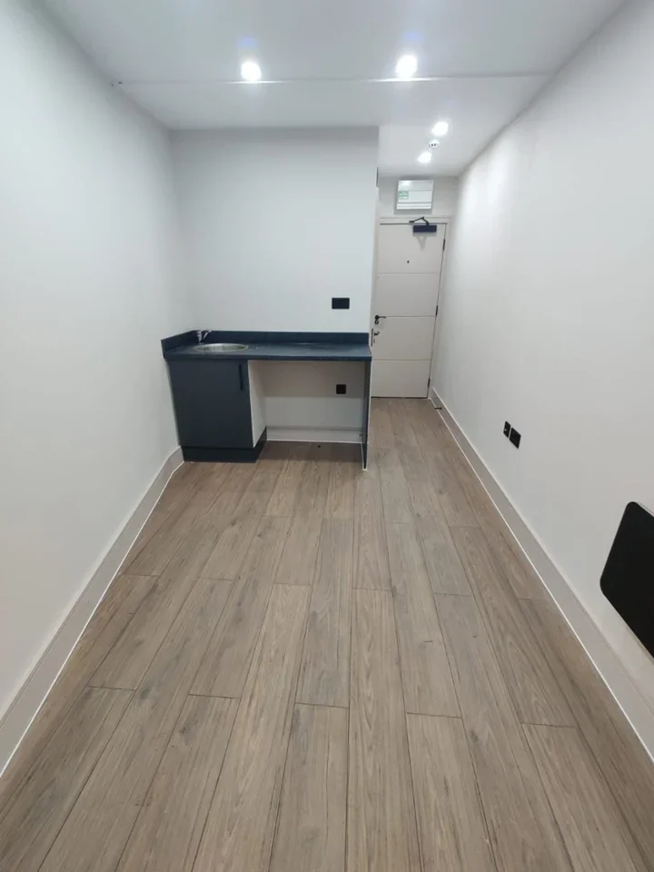Room Oulton Crescent in Hertsmere