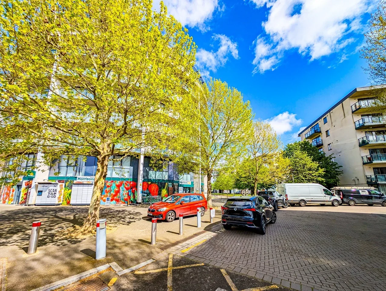 Flat Rectory Road in Greater London