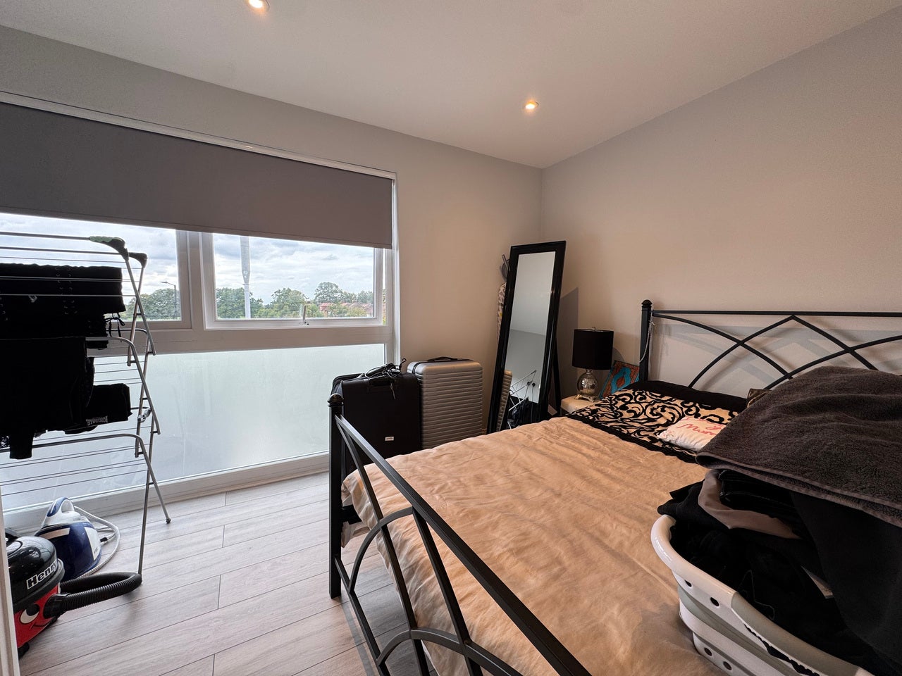 Flat Mintern Close in Greater London