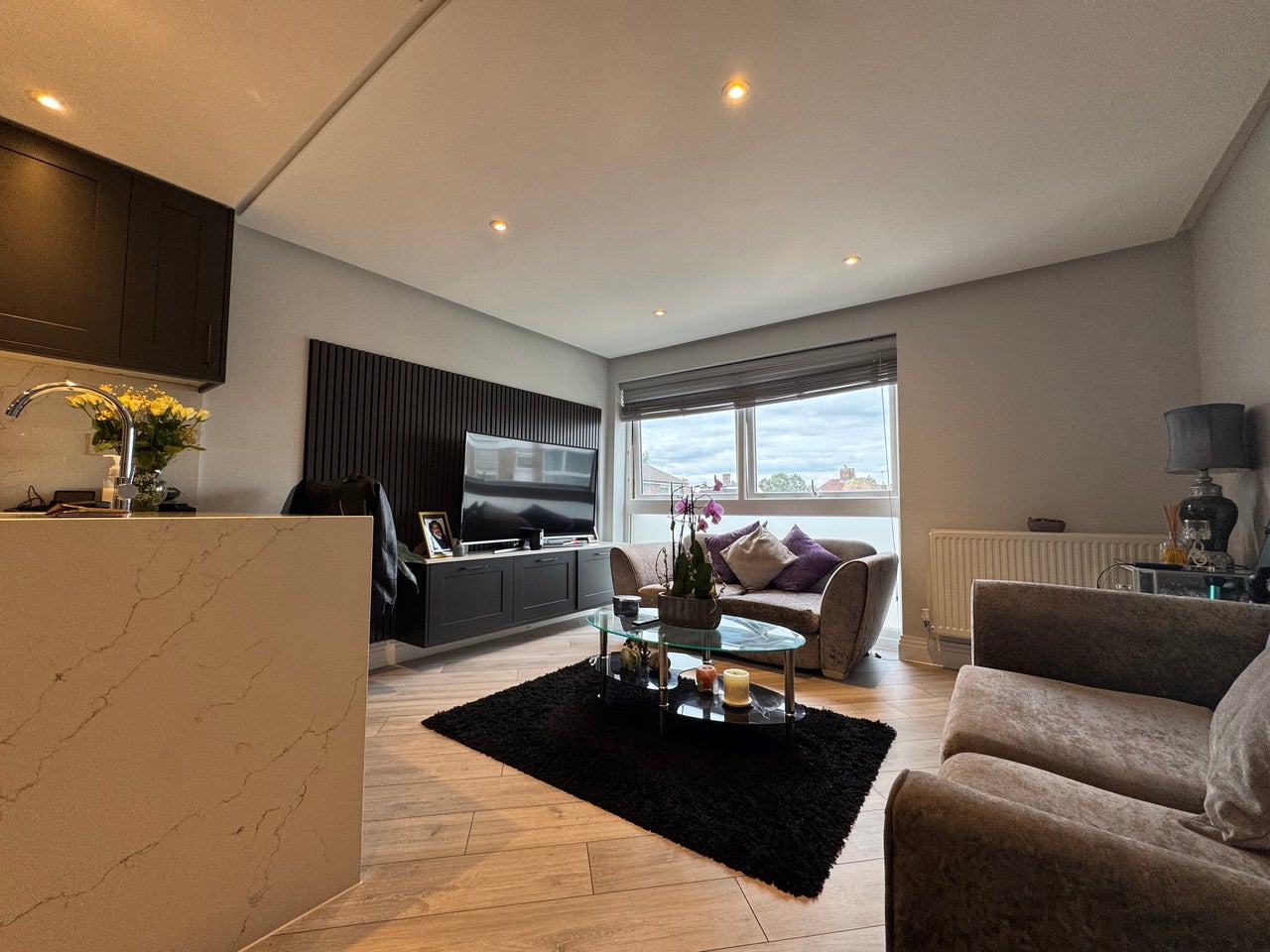 Flat Mintern Close in Greater London