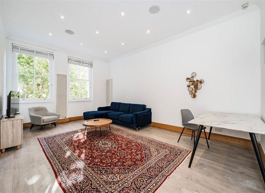 Flat Inverness Terrace in City of Westminster