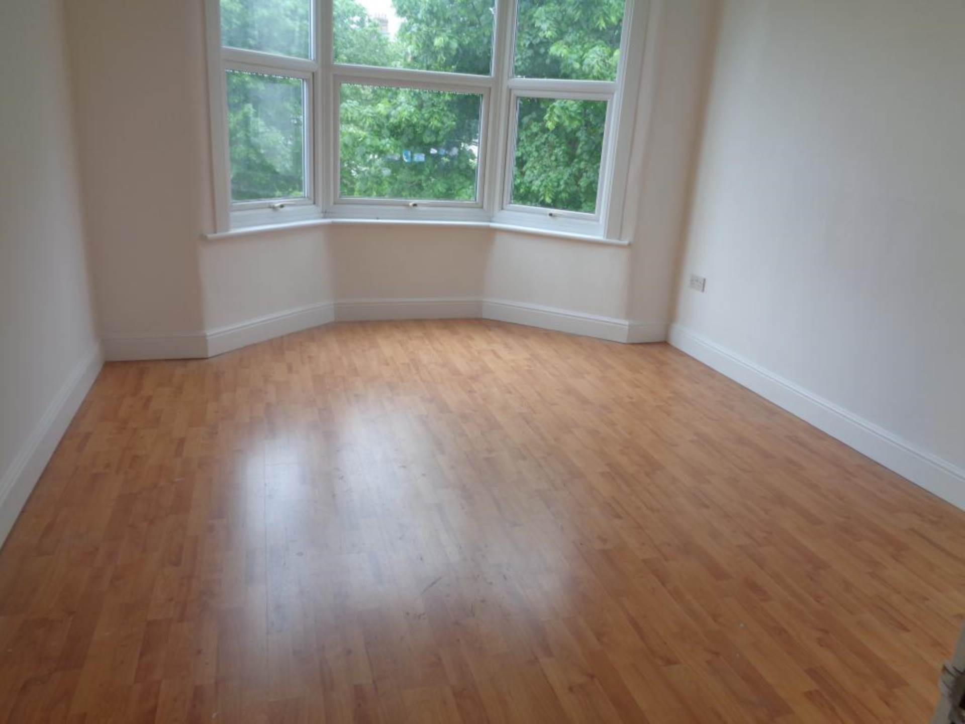 Flat Cobham Road in Southend-on-Sea