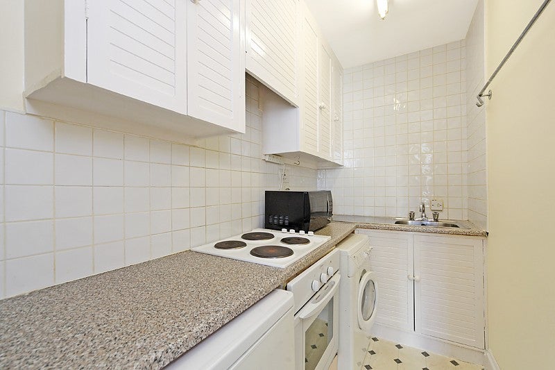 Flat Westbourne Terrace in City of Westminster