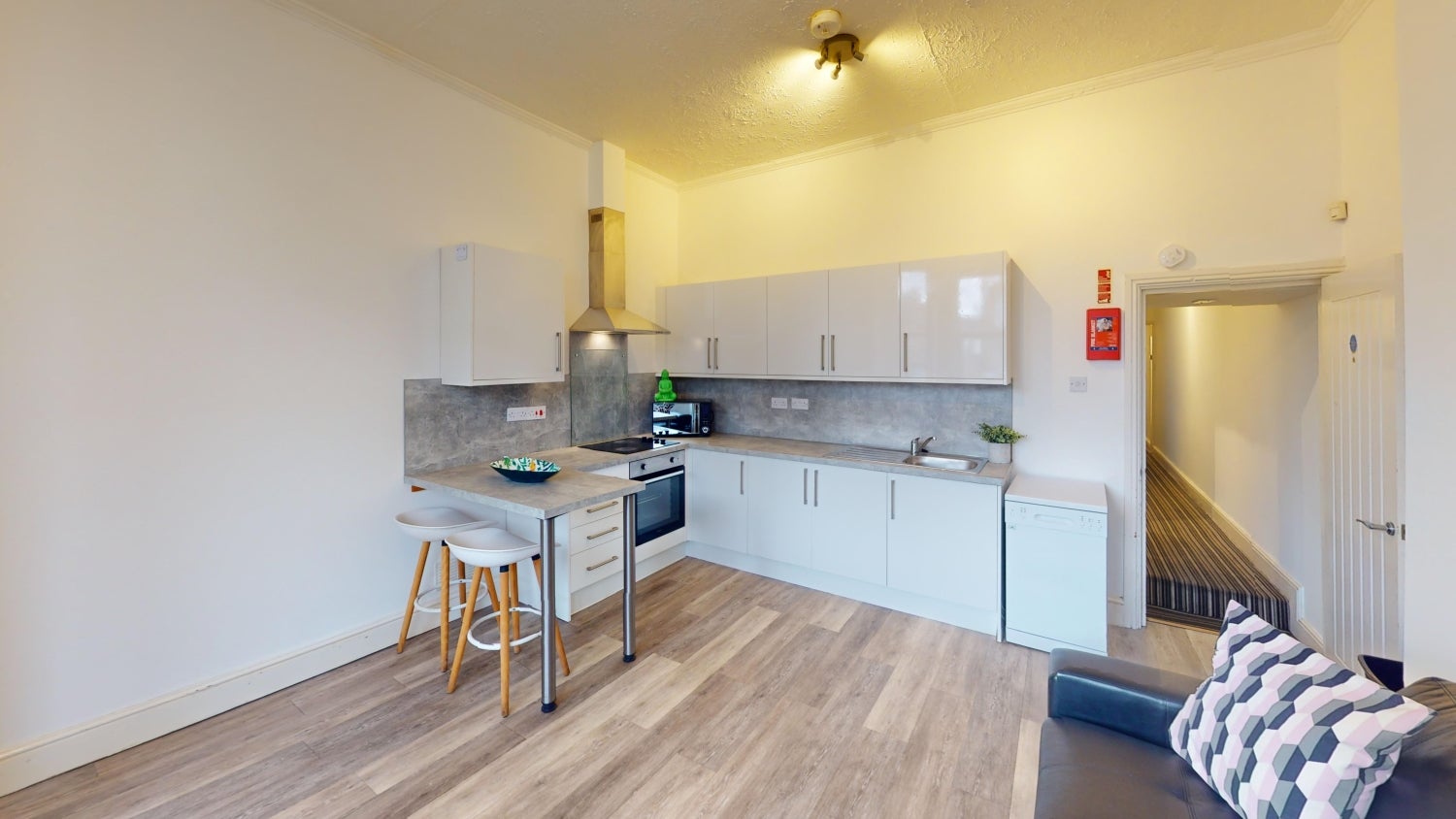 Flat Gedling Grove in Nottingham