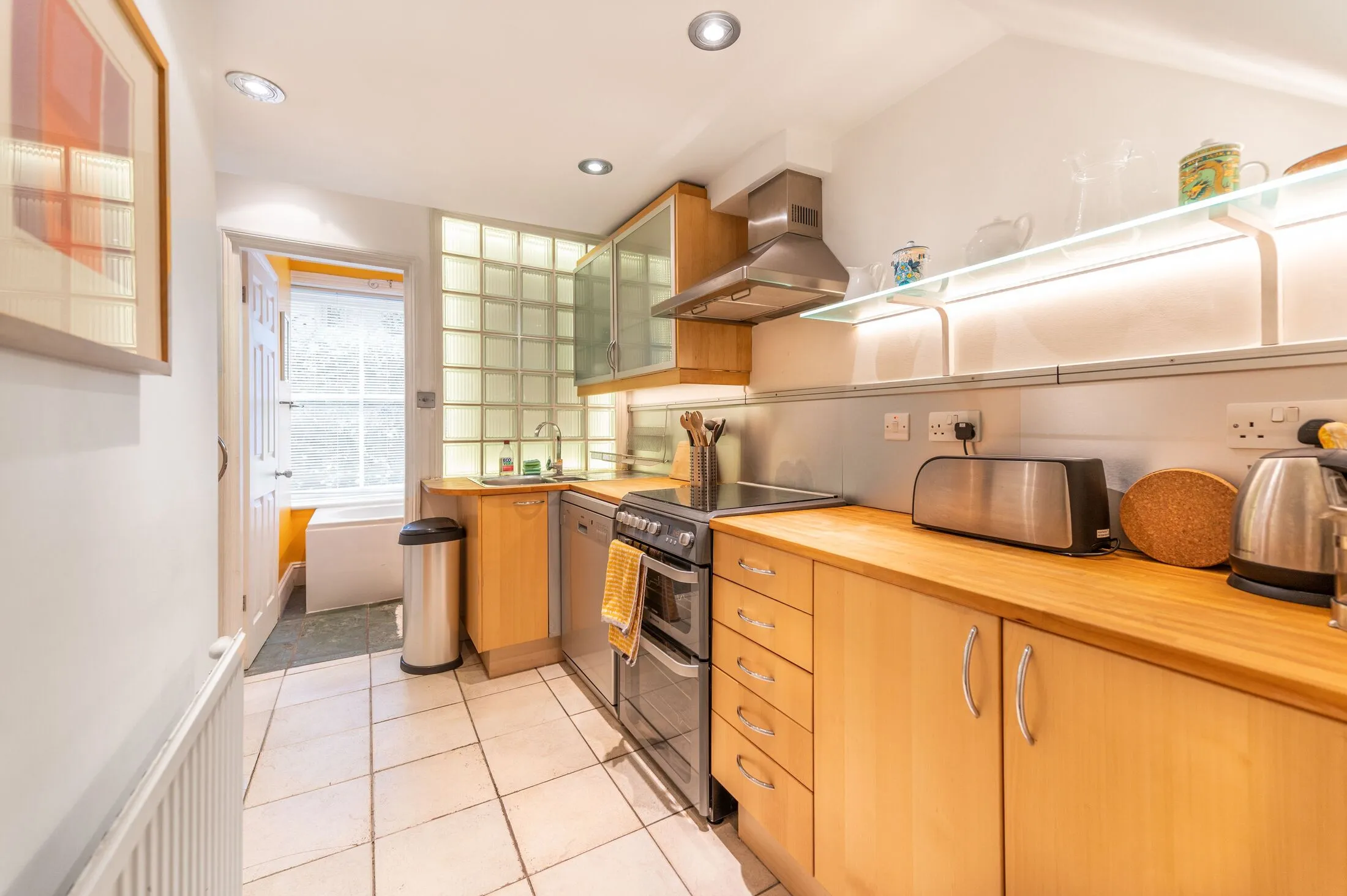 Flat Colville Houses in Greater London
