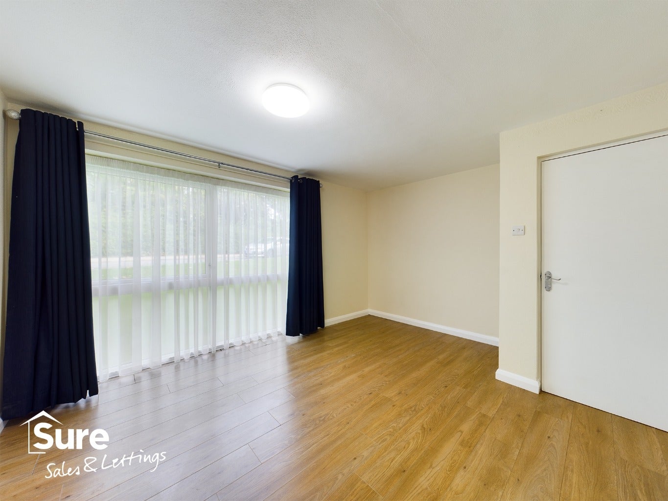 Flat Chenies Court in Dacorum