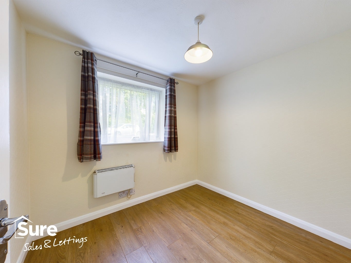 Flat Chenies Court in Dacorum