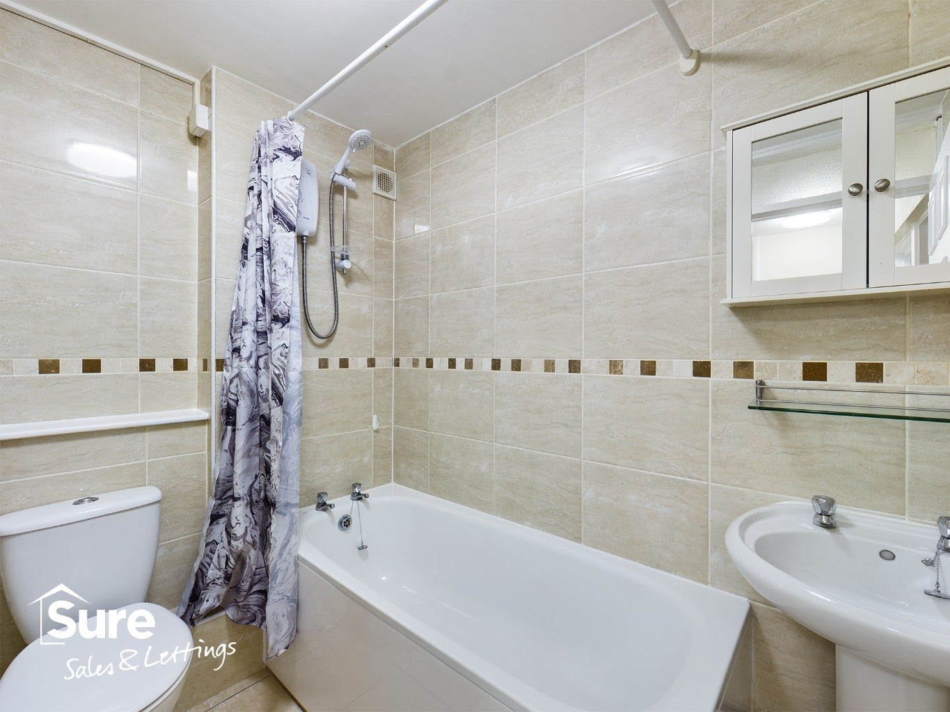 Flat Chenies Court in Dacorum