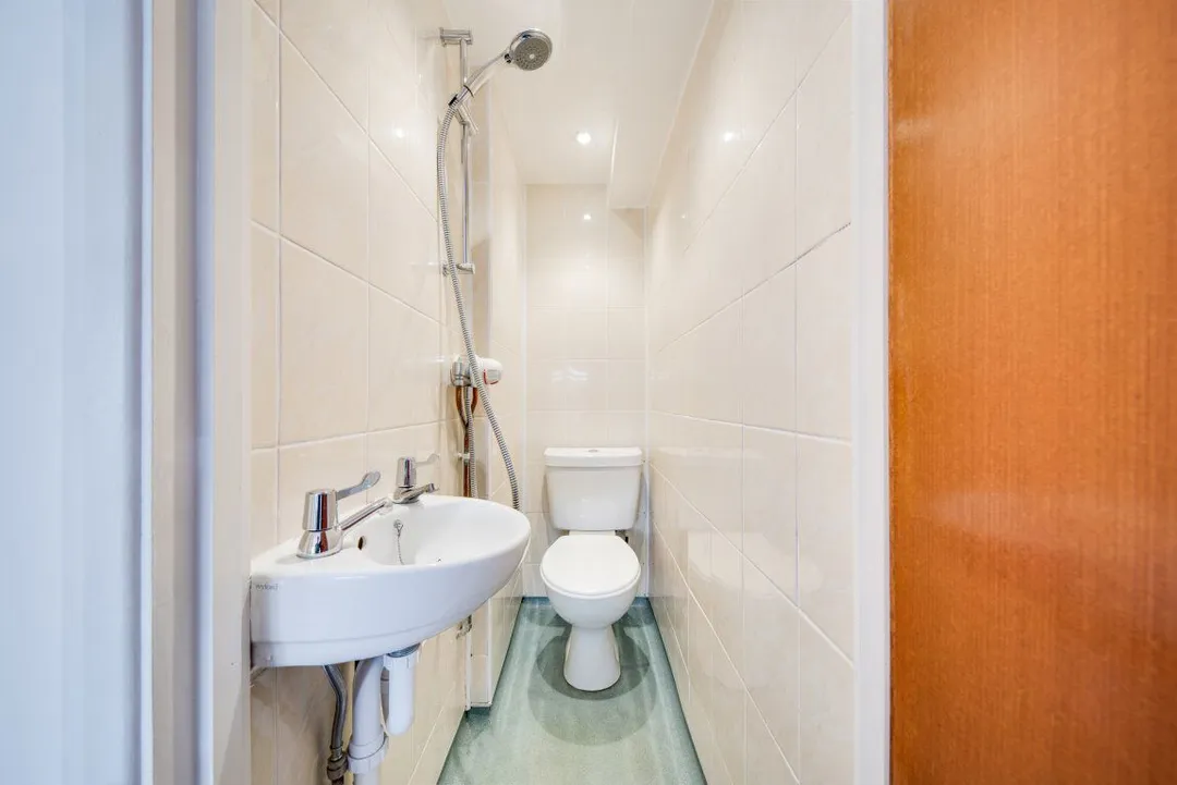 Room Godden Road in Canterbury