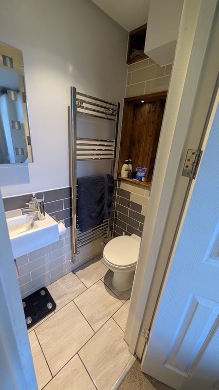 Room Southcroft Road in Greater London