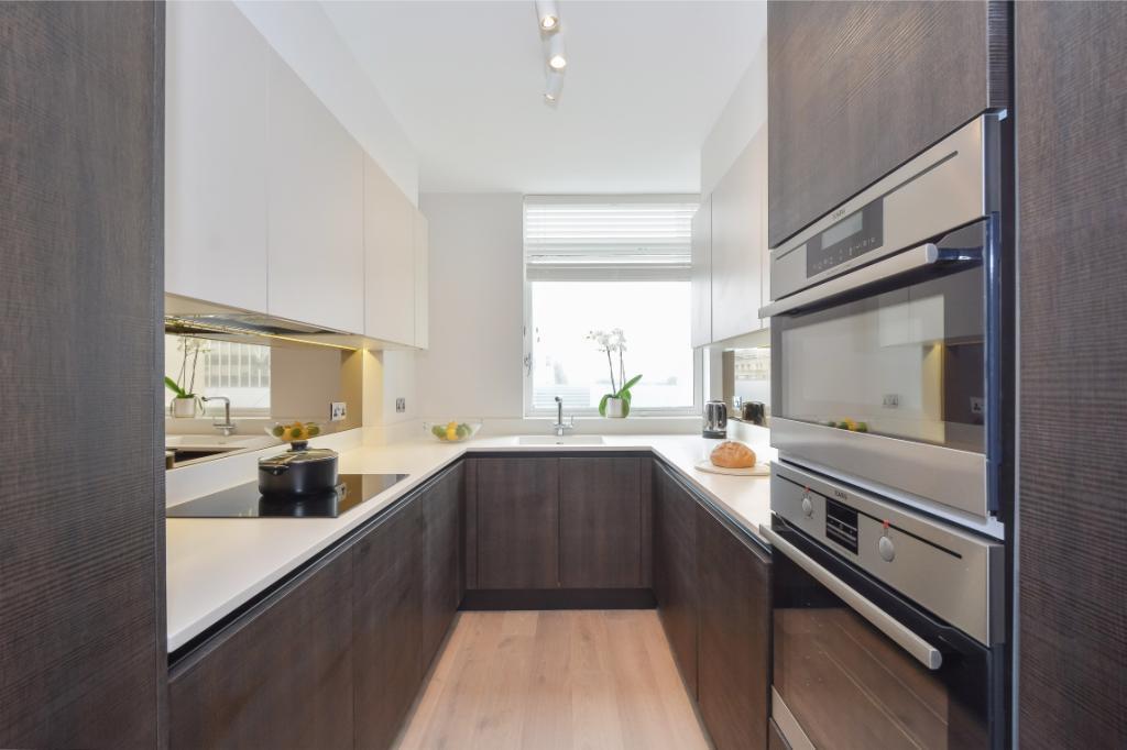 Flat Great Cumberland Place in City of Westminster