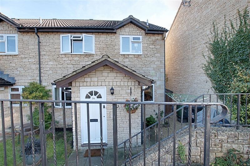 House Bainton Close in Bradford-on-Avon