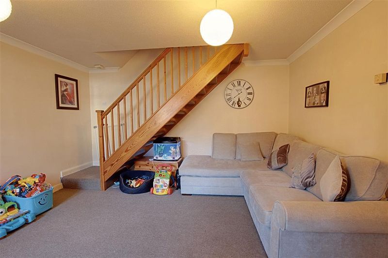 House Bainton Close in Bradford-on-Avon