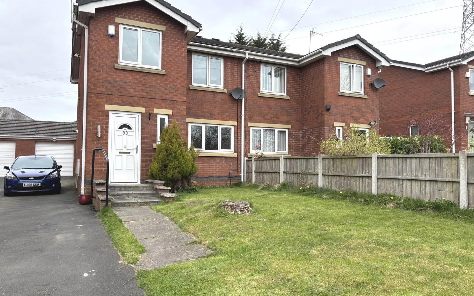 House Ullswater Avenue in St Helens