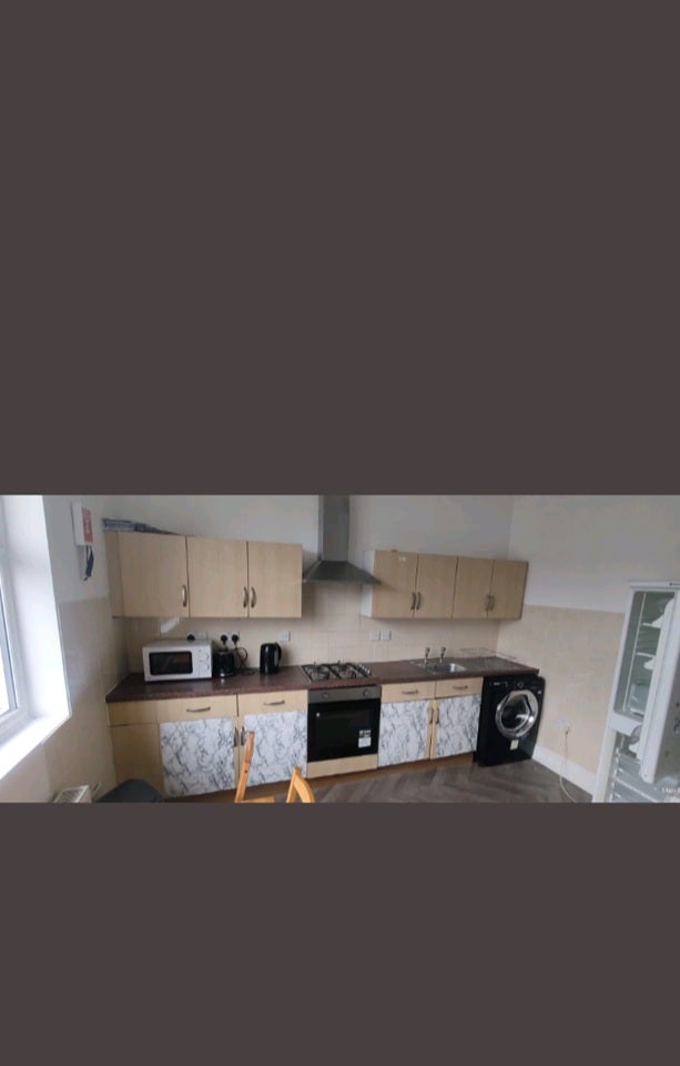 Room Albert Road in Portsmouth