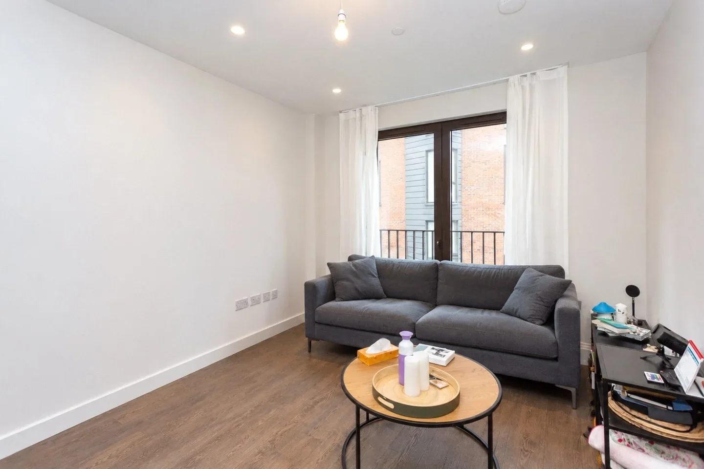 Flat Selsdon Way in Greater London