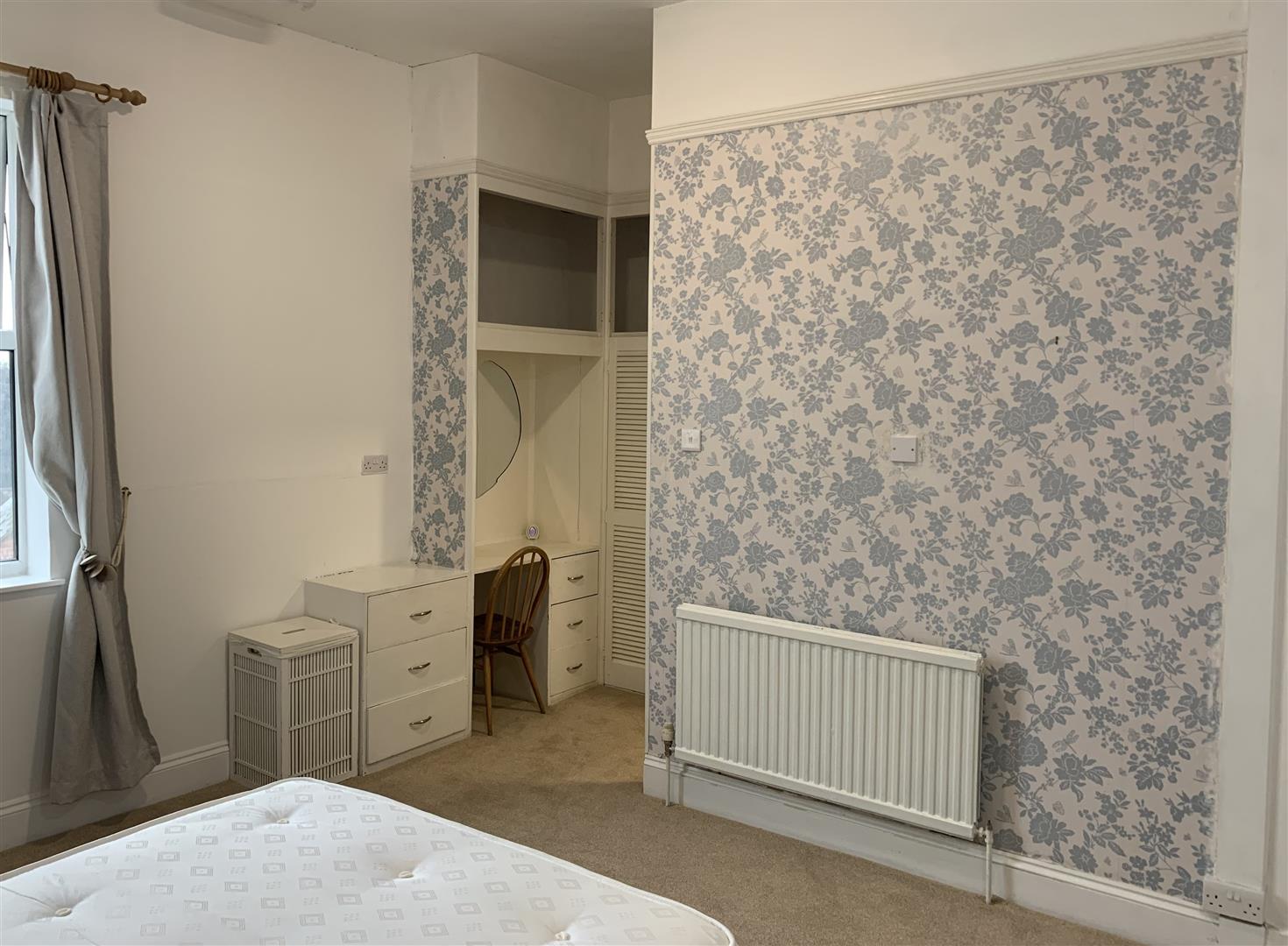 Room Tollgate Road in Salisbury