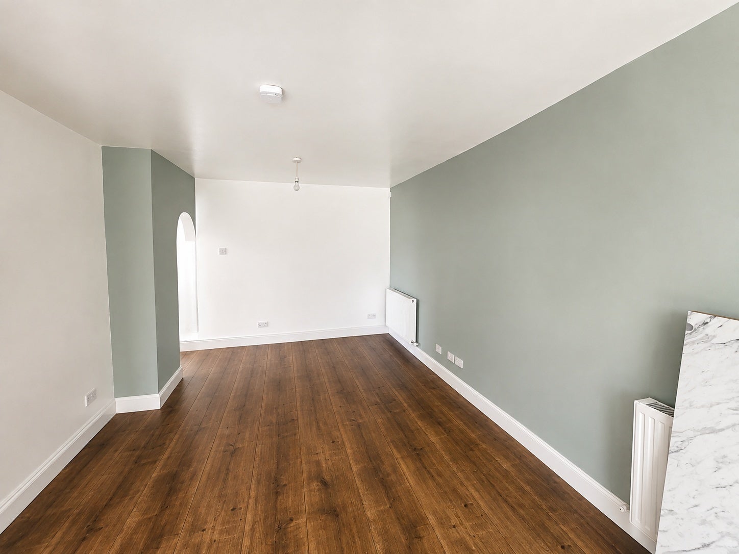 Flat Mayhew Crescent in High Wycombe Community Board