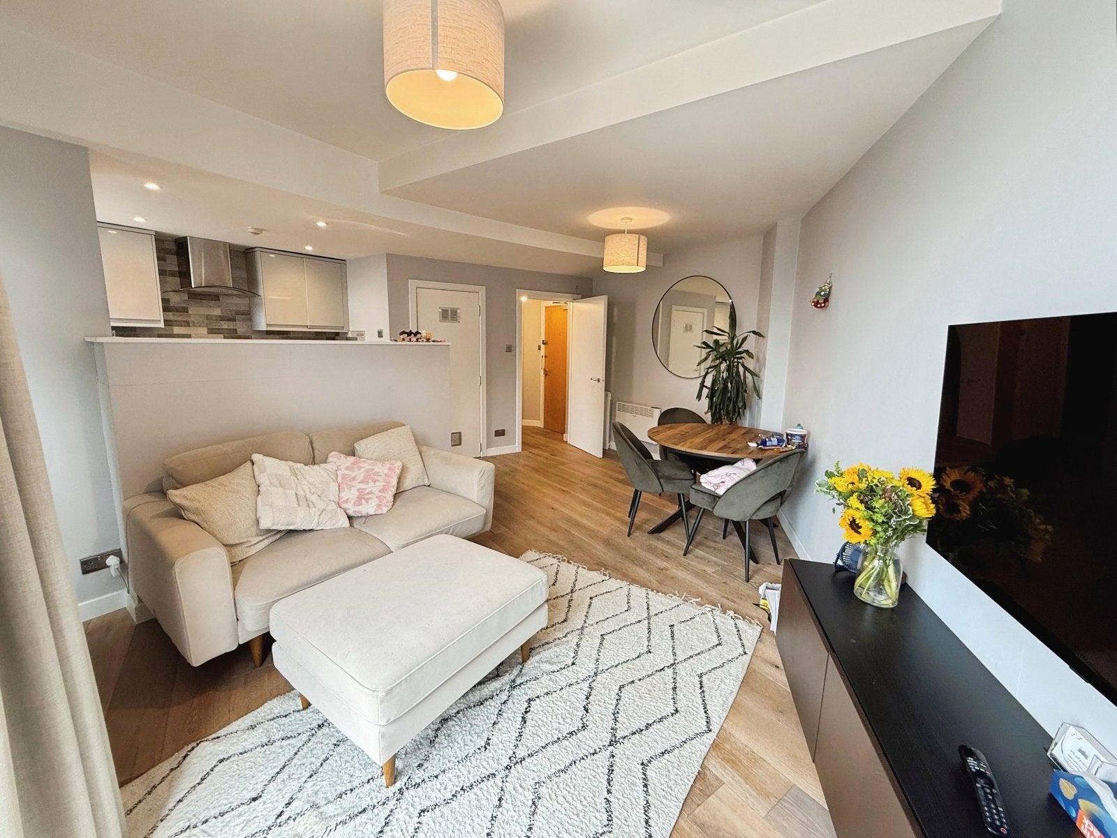Flat Ludgate Hill in Leeds