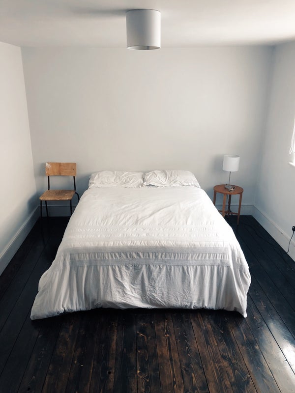 Room Goldsmith Road in Greater London