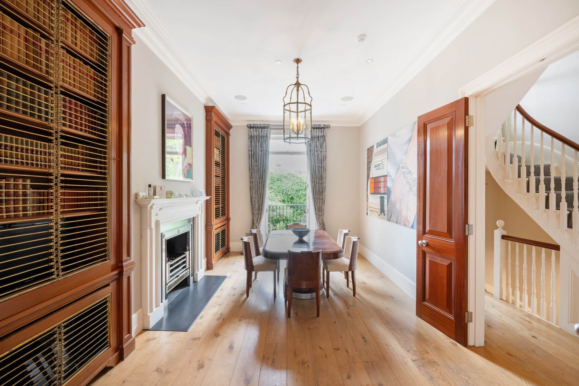 House Saint Lawrence Terrace in Greater London